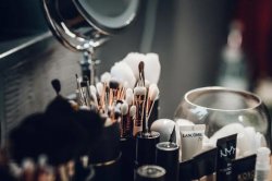 【圣悅詩國際】化妝品是一種″上癮消費″？